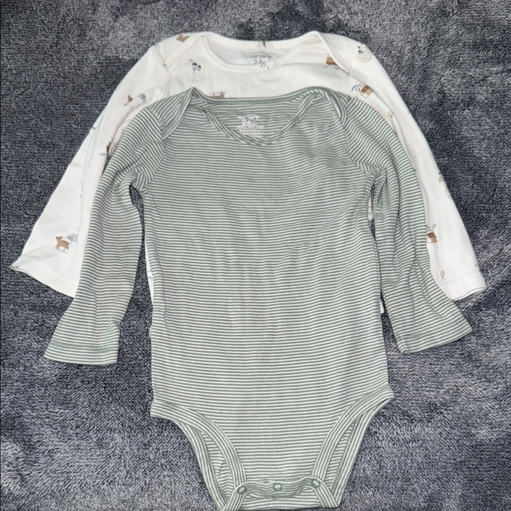Two Carters 24m Striped Green and White Kids bodysuits